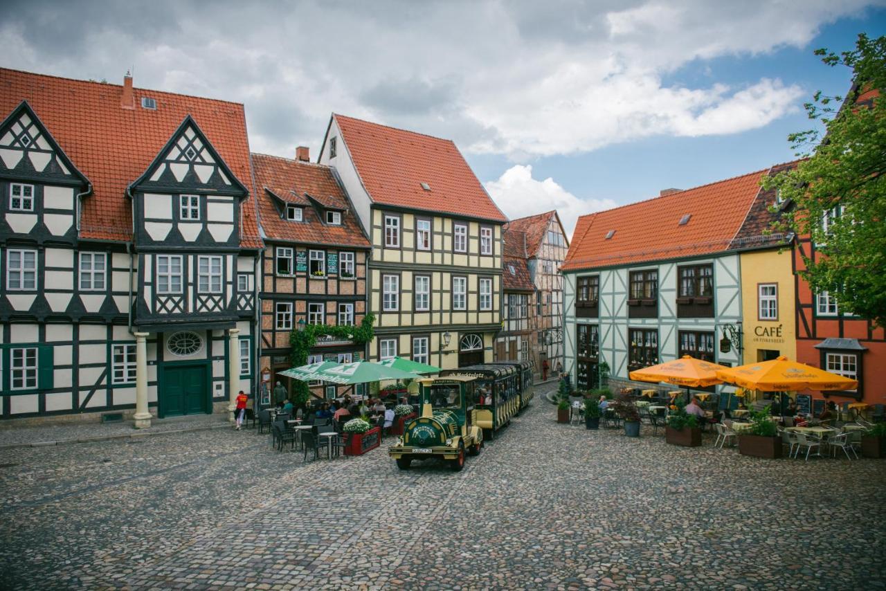 Acron-Hotel Quedlinburg Buitenkant foto