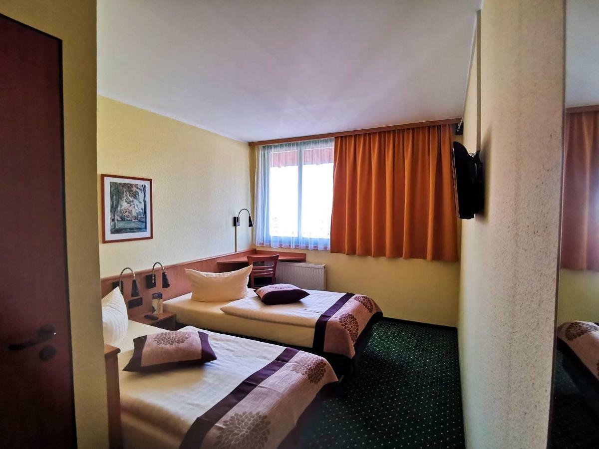 Acron-Hotel Quedlinburg Buitenkant foto